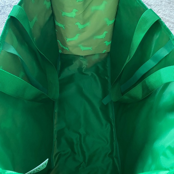 NWT Pink & Green Dachshund Dog Travel Beach Swim Tote Bag & Matching Towel Set - Picture 5 of 7